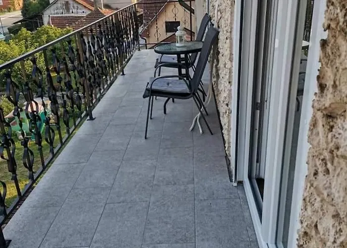 Dragana Vrnjacka Banja شقة